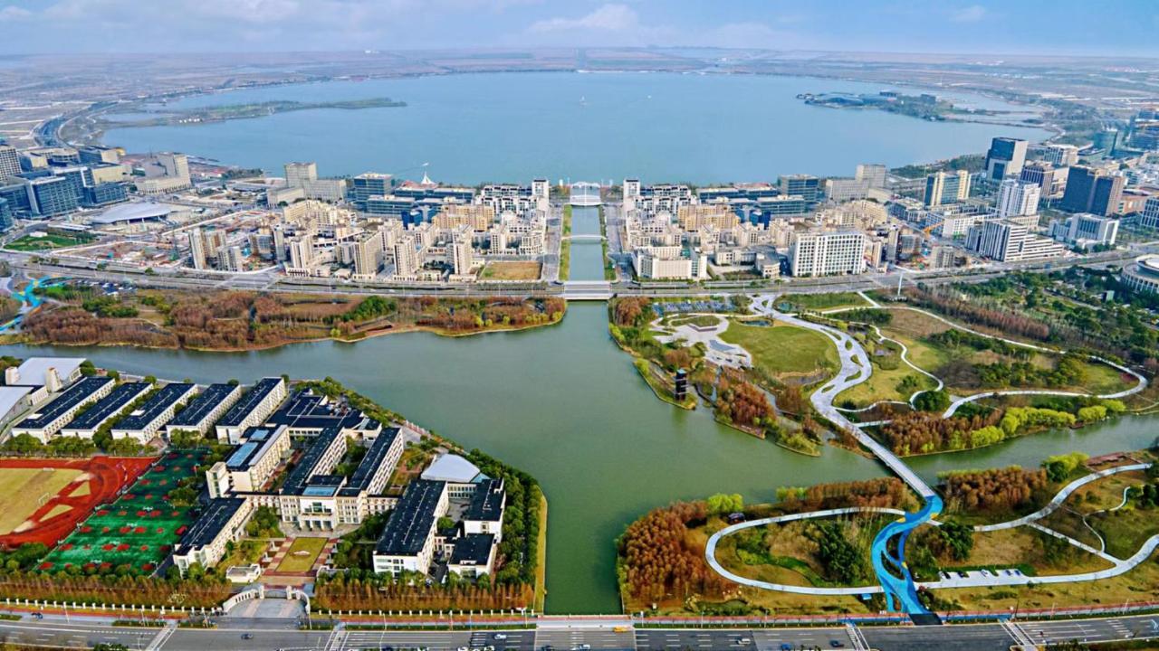 Holiday Inn Shanghai Dishui Lake By Ihg Nanhui Exterior foto